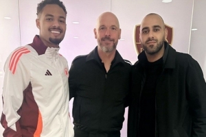 意媒：滕哈赫观战后和拉涅利共进晚餐，第二天还参观罗马训练基地