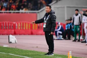 开云电子-足球报谈泰山vs蓉城：韩国教练斗法是看点，泰山三杀蓉城靠防反